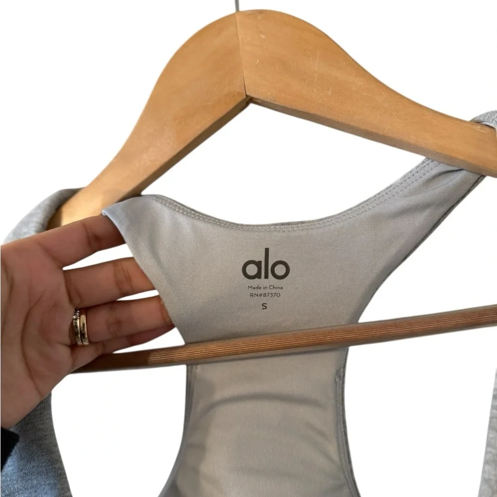 ALO Yoga Scoop Neck Gray Sweatshirt Sports Bra Tank Top